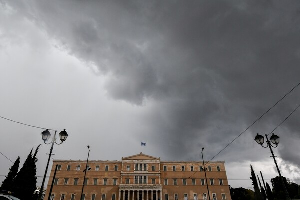 Πόσο δυνατή ήταν η σημερινή καταιγίδα στη Αττική - 680 κεραυνοί