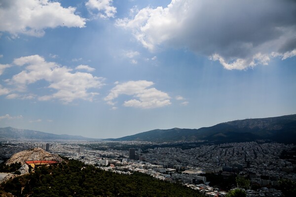 Για 13η μέρα θα βρέξει πάλι το μεσημέρι - Την Παρασκευή το καλοκαίρι κάνει «διάλειμμα» και μετά μίνι καύσωνας