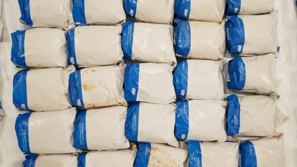 Βρετανία: Το μεγαλύτερο φορτίο ηρωίνης στην ιστορία εντοπίστηκε ανάμεσα σε πετσέτες και μπουρνούζια