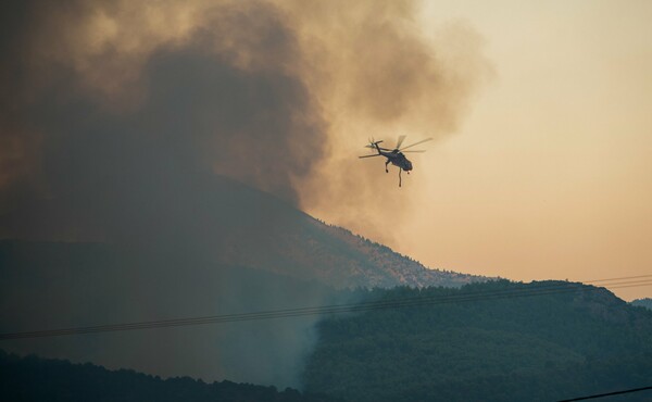 Κρήτη: Υπό έλεγχο τέθηκαν οι φωτιές σε Ιεράπετρα και Ρέθυμνο