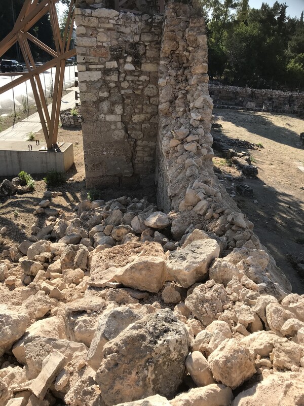 Ανακοίνωση για τις ζημιές στη Μονή Δαφνίου μετά τον σεισμό στην Αττική - ΦΩΤΟΓΡΑΦΙΕΣ