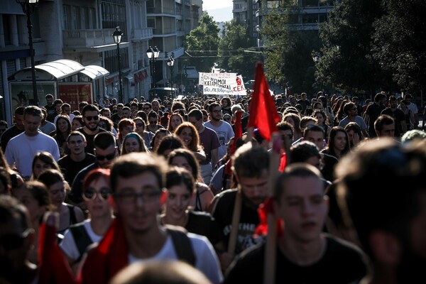 Πορεία διαμαρτυρίας για την κατάργηση του πανεπιστημιακού ασύλου σε Αθήνα και Θεσσαλονίκη