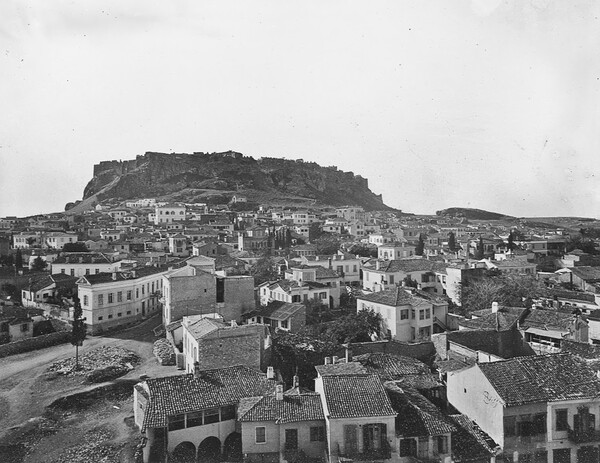 Οι σχεδόν παρατημένες αθηναϊκές αρχαιότητες του 1869 φωτογραφημένες από τον W. J. Stillman