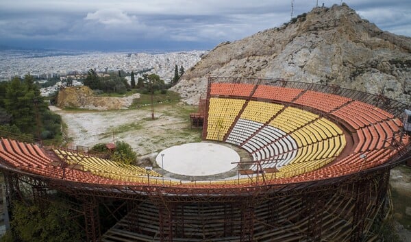 Θέατρο Λυκαβηττού: «Πράσινο φως» από την Περιφέρεια για την αποκατάσταση του ιστορικού χώρου