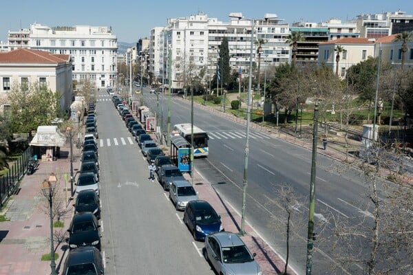 Κορωνοϊός στην Αθήνα - Όταν έκλεισαν όλα...