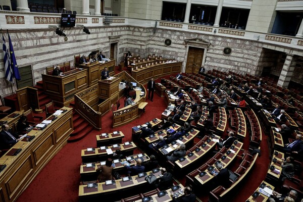 Βουλή: Ψηφίστηκε το νέο ασφαλιστικό νομοσχέδιο