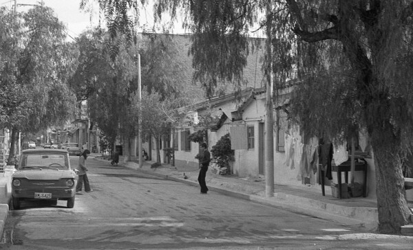 Ασπρόμαυρες φωτογραφίες από την καθημερινή ζωή της Αθήνας στα '70s