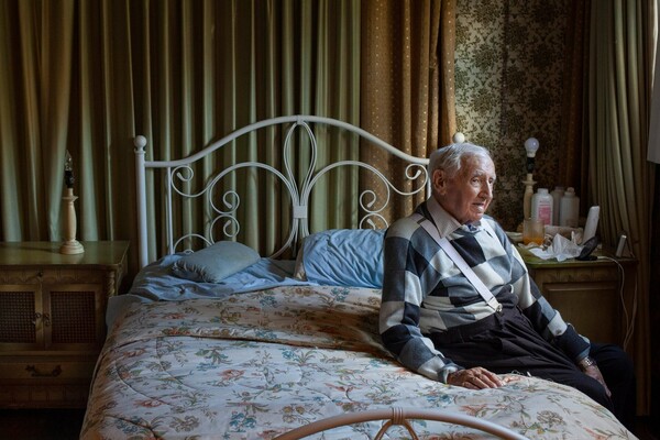 Γνωρίστηκαν στο Άουσβιτς, ερωτεύθηκαν και έσμιξαν ξανά μετά από 72 χρόνια. Μόνο για μια φορά