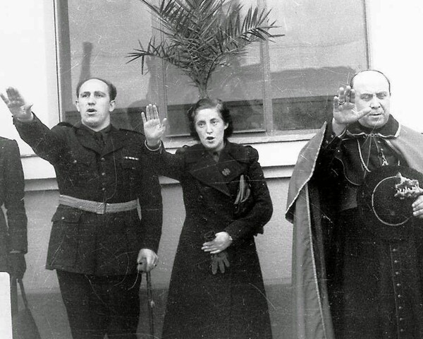 Ο ανίκανος για τεκνοποίηση Χίτλερ ήθελε να παντρευτεί την ενάρετη ηγερία του Ισπανικού φασισμού Πιλάρ
