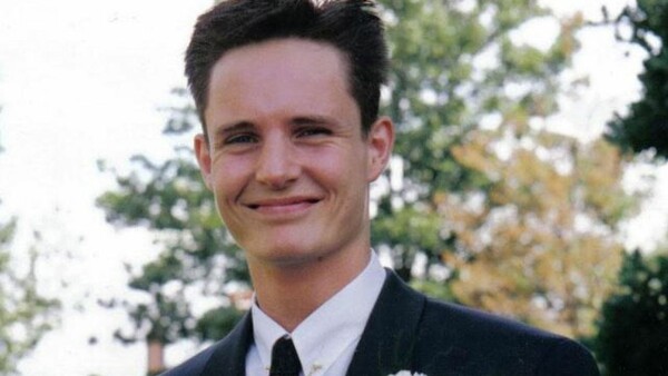 Μυστήριο με τον 31χρονο που βρέθηκε νεκρός στην πισίνα του Μάικλ Μπάριμορ - Ανοίγουν ξανά την υπόθεση