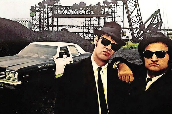 Blues Brothers: Η κωμωδία - αποθέωση της καταστροφής έρχεται στο Midnight Express