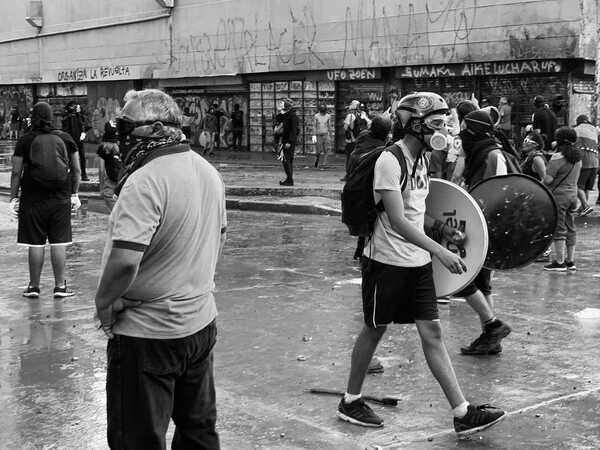 Όσα ζήσαμε στη φλεγόμενη Χιλή: Τα πρόσωπα, η ιστορία, πώς έχει η κατάσταση σήμερα