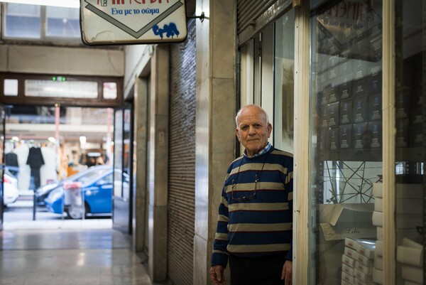 Οι έμποροι που άντεξαν στον χρόνο κρύβονται στις ιστορικές στοές της Θεσσαλονίκης