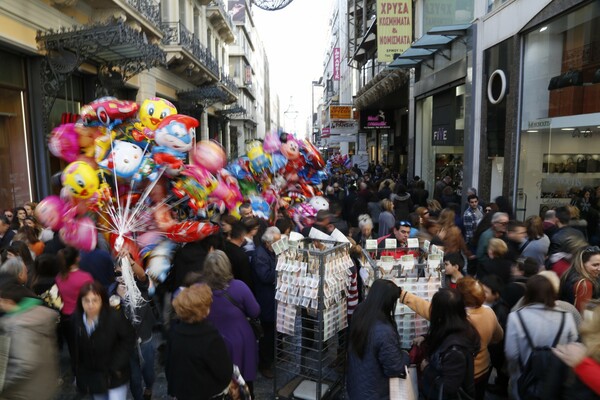 Από σήμερα το εορταστικό ωράριο καταστημάτων - Ποιες Κυριακές θα είναι ανοιχτά