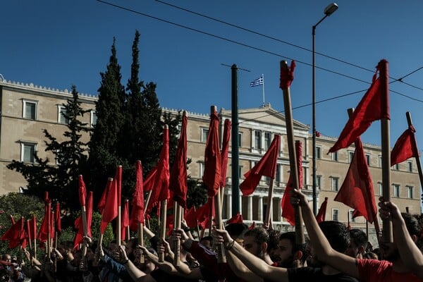 «Κάτω τα χέρια από το άσυλο» - Φωτογραφίες από το φοιτητικό συλλαλητήριο στην Αθήνα