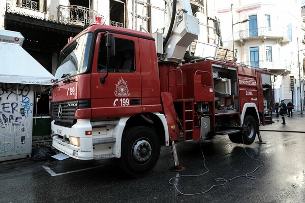 Φωτια σε μονοκατοικία στον Υμηττό