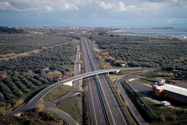 Κυκλοφοριακές ρυθμίσεις στην Ιόνια οδό - Πώς θα κινηθούν τα οχήματα