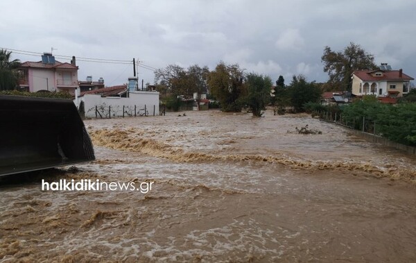 Χαλκιδική: Kαταστροφές από την κακοκαιρία - «Βούλιαξε» η Ολυμπιάδα