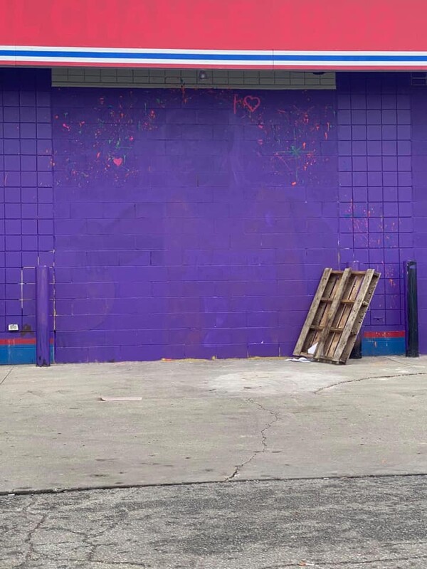 Κόμπι Μπράιαντ: Οργή για το «αποκρουστικό» γκράφιτι με τη μορφή του - Το αφαίρεσαν με συνοπτικές διαδικασίες