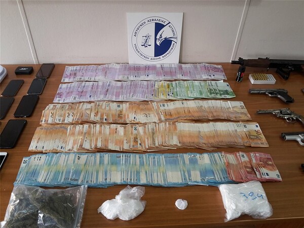 Αστακός: Έφεραν 1,2 τόνους κοκαΐνης με ιστιοφόρο και την έκρυψαν σε ενοικιαζόμενα δωμάτια
