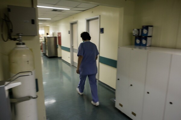 Άρτα: Ελέγχονται γιατροί και νοσηλευτές για κορωνοϊό - Μετά από κρούσμα στο νοσοκομείο
