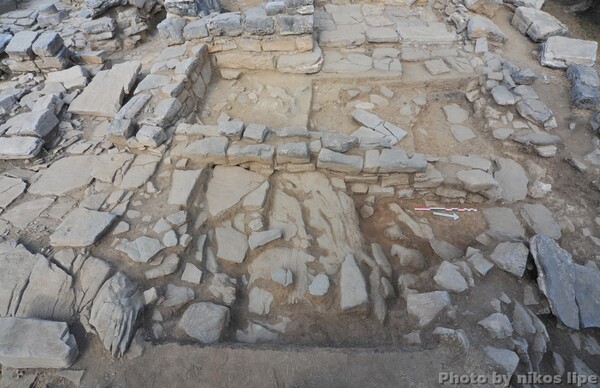 Κρήτη: Αγγεία ειδώλια και σημαντικά αρχαιολογικά ευρήματα στο φως από την ανασκαφή στη Ζώμινθο