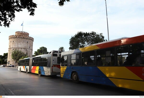 Θεσσαλονίκη: Χτύπησαν εργαζόμενο του ΟΑΣΘ κατά τον έλεγχο εισιτηρίων- 3 συλλήψεις