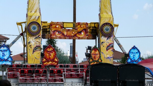 Τραγωδία σε λούνα παρκ - πραγματογνωμοσύνη: 8πλάσια η ισχύς του «χαλιού» - Η μαθήτρια τινάχτηκε στα 11 μέτρα