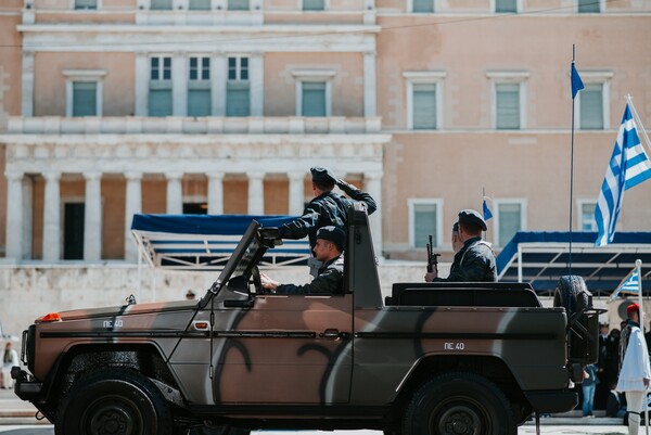 25η Μαρτίου: Επέτειος χωρίς παρελάσεις λόγω κορωνοϊού - Με υπερπτήσεις μαχητικών