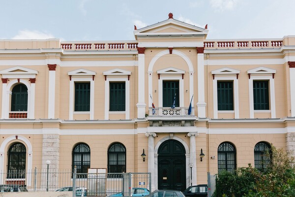 Η τέχνη στη Δημοτική Πινακοθήκη Πειραιά