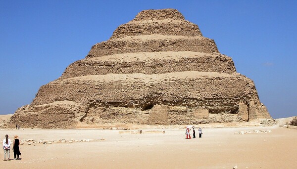 Αίγυπτος: Ανοίγει για πρώτη φορά η κλιμακωτή πυραμίδα του Ζοζέρ