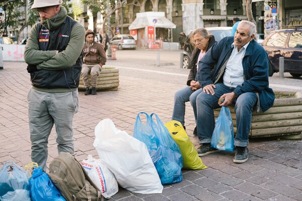 Δυο μέρες στα πλυντήρια αστέγων της Αθηνάς