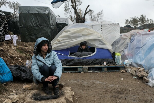 ΟΗΕ: Σοκαριστικές και ντροπιαστικές οι συνθήκες για τους πρόσφυγες στα ελληνικά νησιά