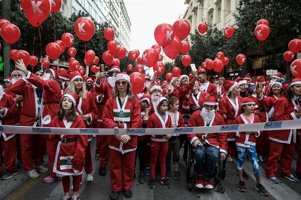 Santa Run: Αγιοβασίληδες τρέχουν στο κέντρο της Αθήνας - ΦΩΤΟΡΕΠΟΡΤΑΖ