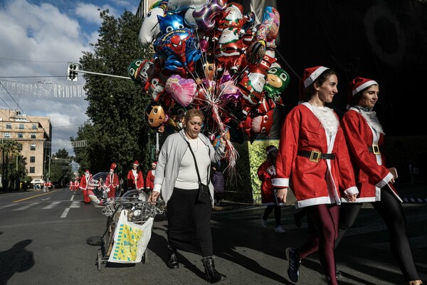 Santa Run: Αγιοβασίληδες τρέχουν στο κέντρο της Αθήνας - ΦΩΤΟΡΕΠΟΡΤΑΖ