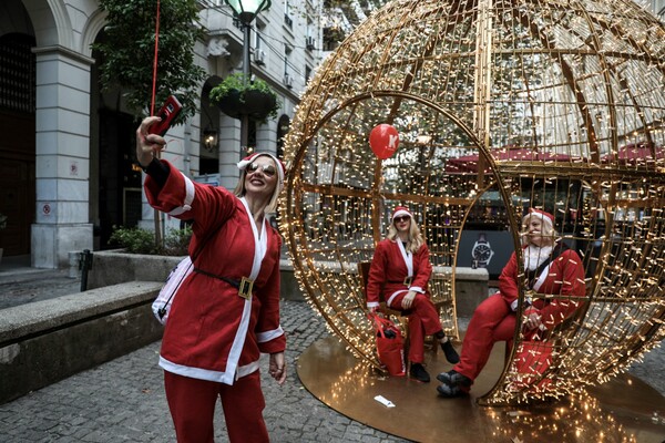 Santa Run: Αγιοβασίληδες τρέχουν στο κέντρο της Αθήνας - ΦΩΤΟΡΕΠΟΡΤΑΖ