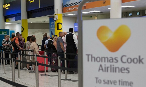 Χρεοκόπησε η Thomas Cook - Εκατοντάδες χιλιάδες τουρίστες αποκλεισμένοι μετά την κατάρρευση