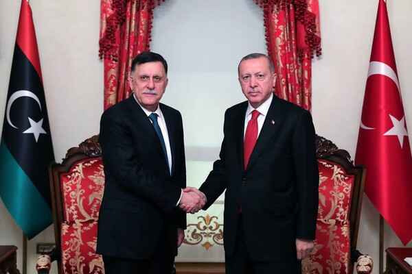 Λιβύη - Τουρκία - Ελλάδα: Δύο απόψεις για τα αληθινά κίνητρα του Ερντογάν και την πρόσφατη κρίση
