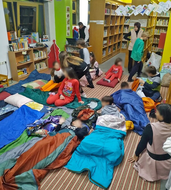 Καβάλα: Μια νύχτα στη δημοτική βιβλιοθήκη γεμάτη ιστορίες και παραμύθια