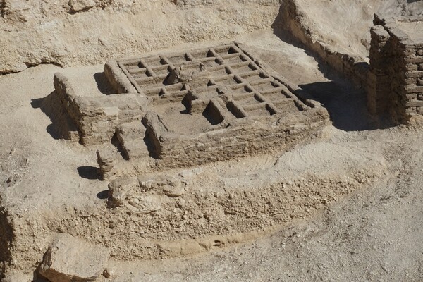 Ταφικό μνημείο πλούσιας έφηβης αποκάλυψε η αρχαιολογική σκαπάνη στην Αίγυπτο