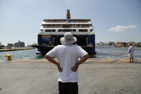 Ακτοπλοΐα: Το σχέδιο της κυβέρνησης για τη μετακίνηση με πλοία