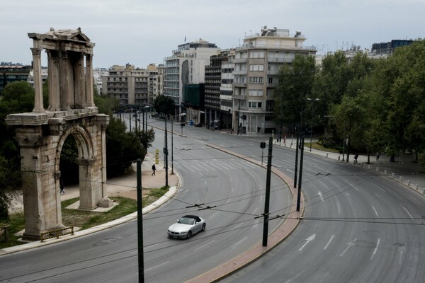 Απαγόρευση κυκλοφορίας: Ο Πέτσας ανακοίνωσε τα πρώτα σχέδια για την άρση των περιορισμών