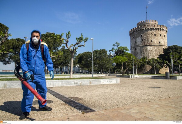 Θεσσαλονίκη: Τετραπλάσια κίνηση στην Παραλία - Απολύμανση από τον Δήμο