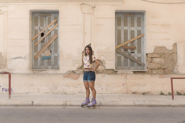 Athena skates: Μια παρέα νεαρών γυναικών με πατίνια παίρνουν πίσω την πόλη τους