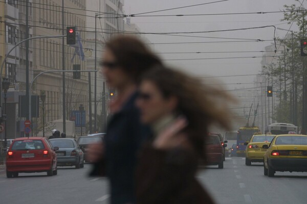Έρευνα: Η ατμοσφαιρική ρύπανση πίσω από 8.500 θανάτους κάθε χρόνο στην Ελλάδα