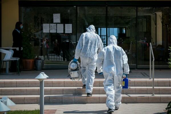 Επιπλέον μέτρα για τις ευπαθείς ομάδες - Τι περιλαμβάνει η νέα ΠΝΠ