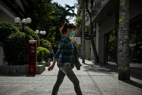 Μείωση φόρων, έκπτωση ενοικίου, voucher διακοπών - Ποιοι είναι δικαιούχοι