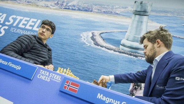 Σκάκι: Έφηβος από το Ιράν νίκησε τον παγκόσμιο πρωταθλητή Μάγκνους Κάρλσεν