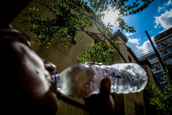 Καιρός: Καύσωνας και μελτέμια - Τους 40 °C θα ξεπεράσει τοπικά η θερμοκρασία