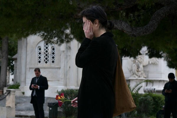 Τελευταίο αντίο στον Μανώλη Γλέζο: Σε στενό κύκλο η κηδεία του «τελευταίου παρτιζάνου»